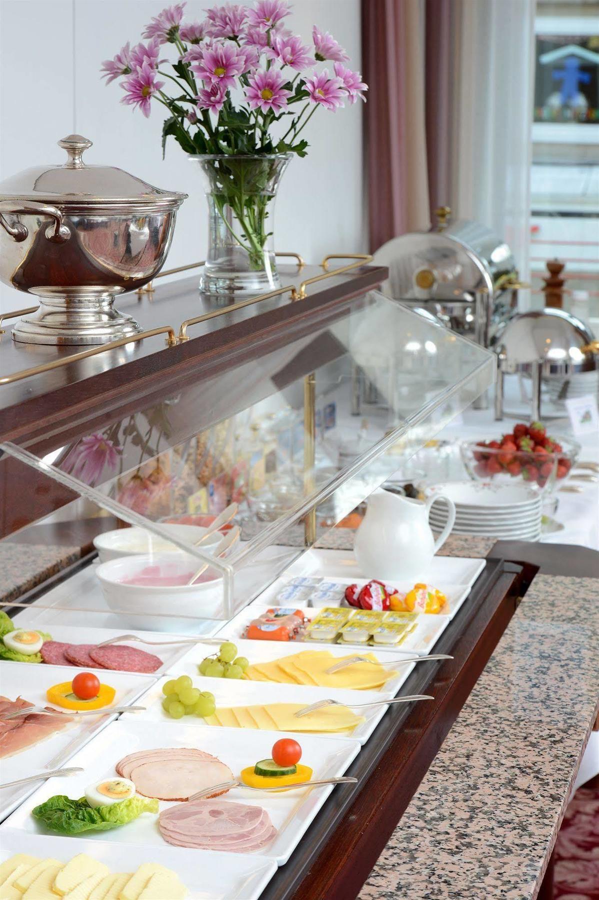 Tante Alma'S Muelheimer Hotel 鲁尔河畔米尔海姆 外观 照片