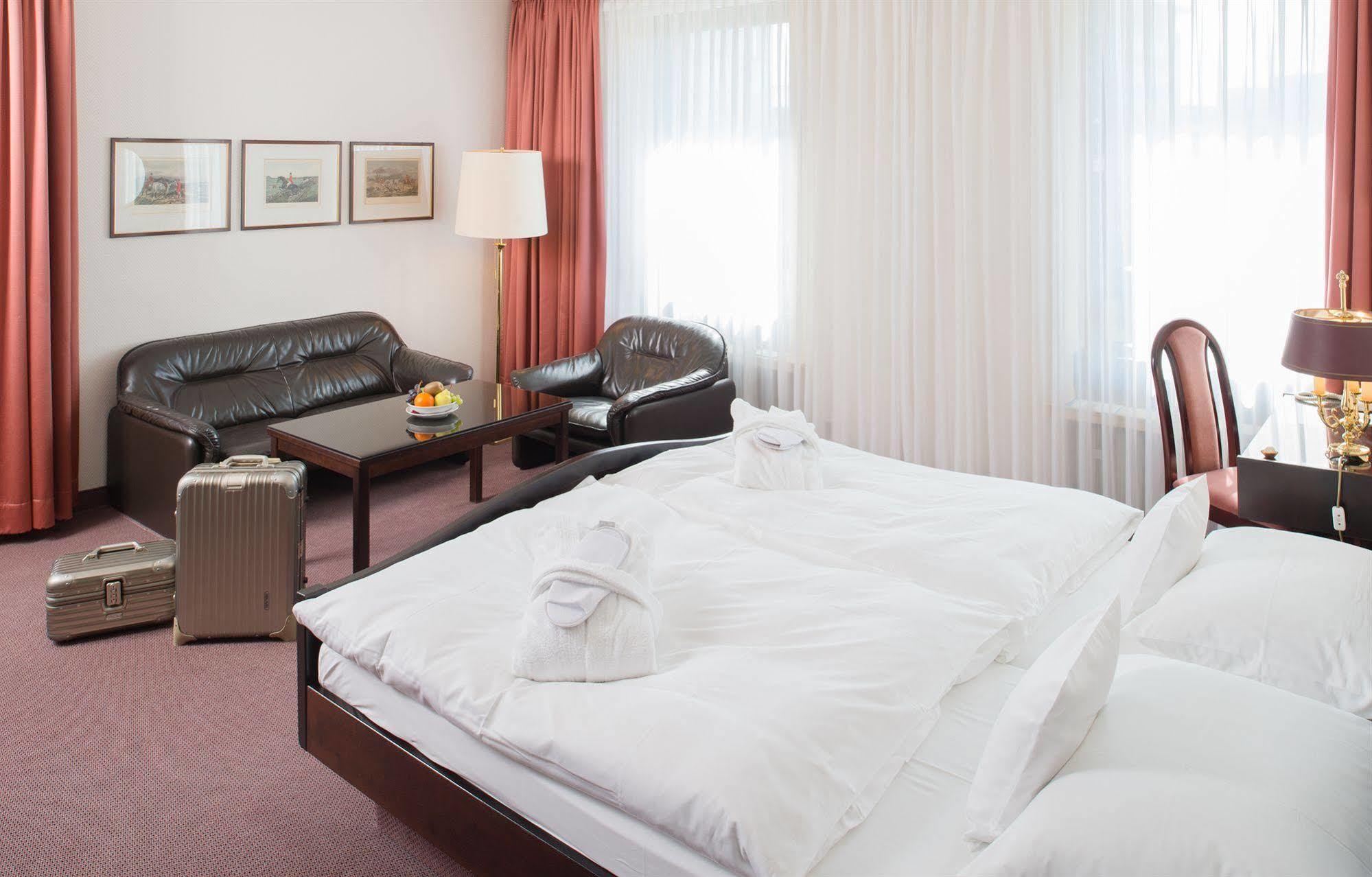 Tante Alma'S Muelheimer Hotel 鲁尔河畔米尔海姆 外观 照片